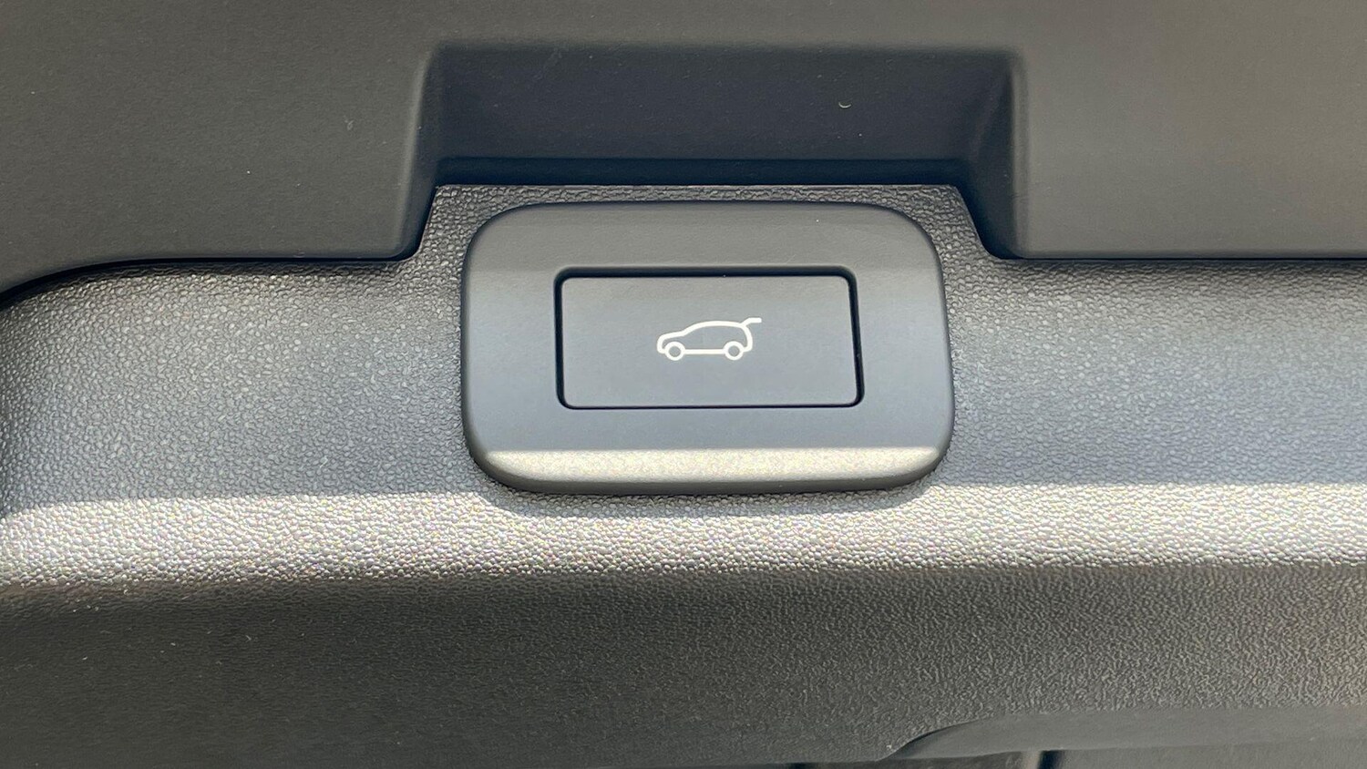 Used Land Rover Discovery 2025 for sale - 76371220: Photo 57