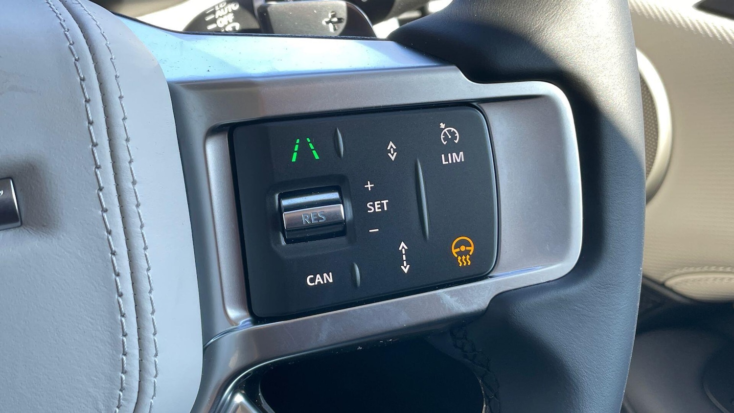 Used Land Rover Discovery 2025 for sale - 76371220: Photo 83