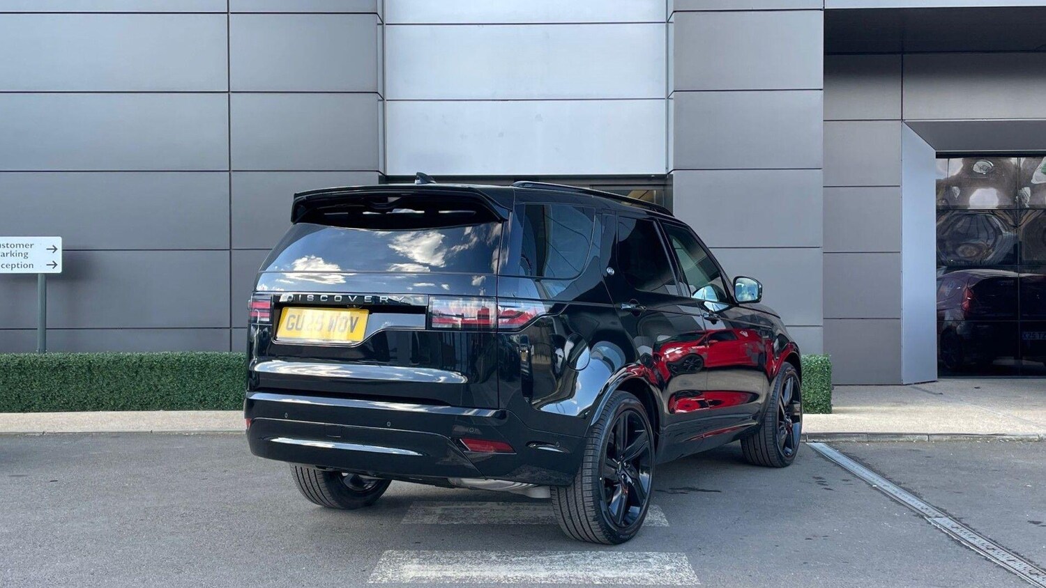 Used Land Rover Discovery 2025 for sale - 76371220: Photo 9