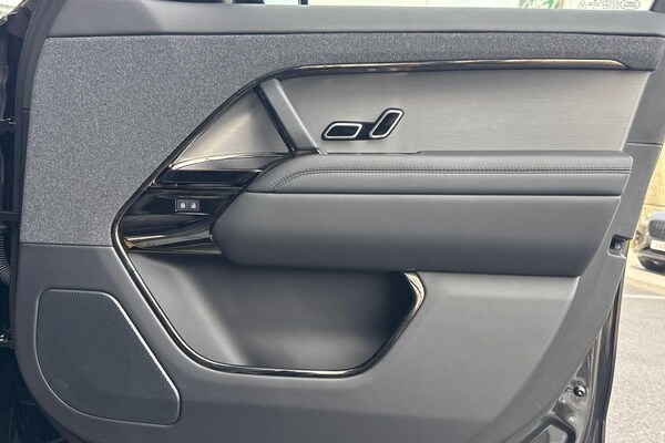 Used Land Rover Range Rover Sport 2023 for sale - 75657778: Photo 21