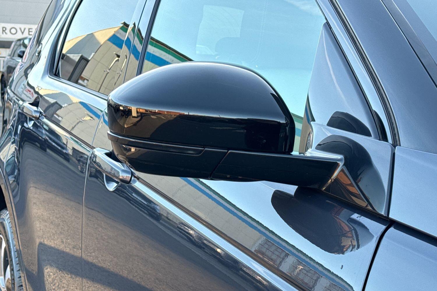 Used Land Rover Discovery Sport for sale - 76714289: Photo 26