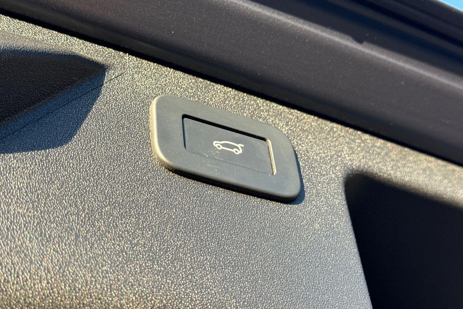 Used Land Rover Discovery Sport for sale - 76714289: Photo 34