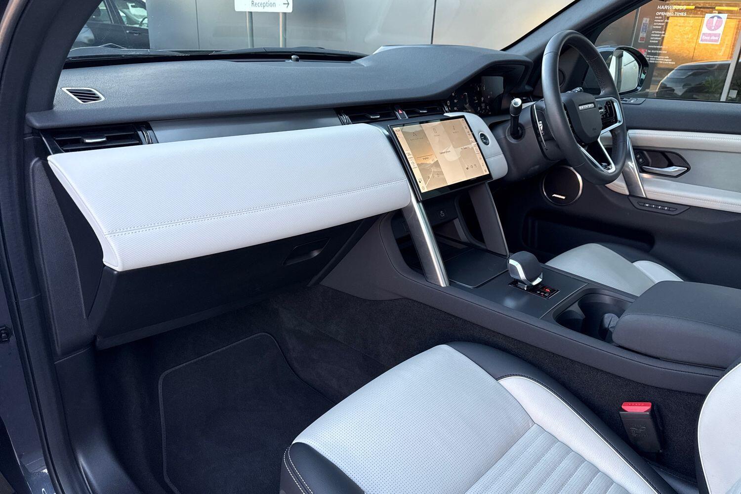 Used Land Rover Discovery Sport for sale - 76714289: Photo 40