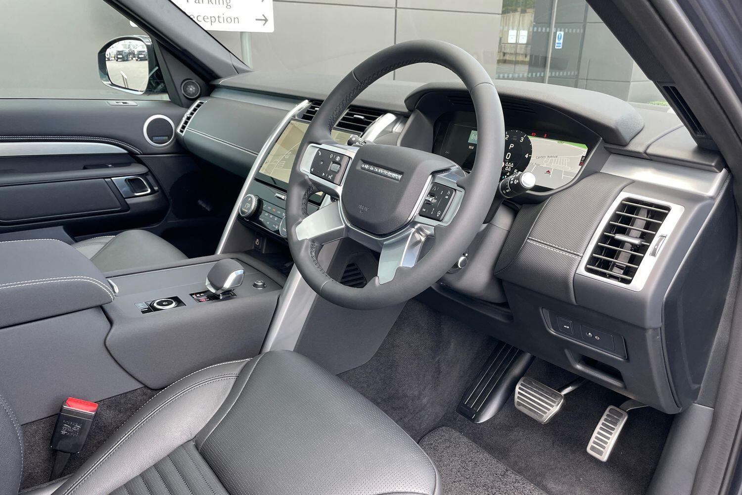 Used Land Rover Discovery 2025 for sale - 76484424: Photo 15