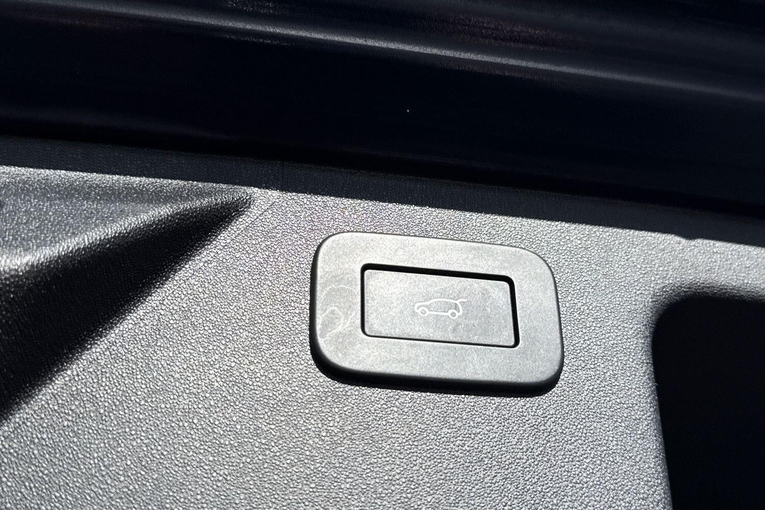 Used Land Rover Discovery Sport 2022 for sale - 77440879: Photo 41