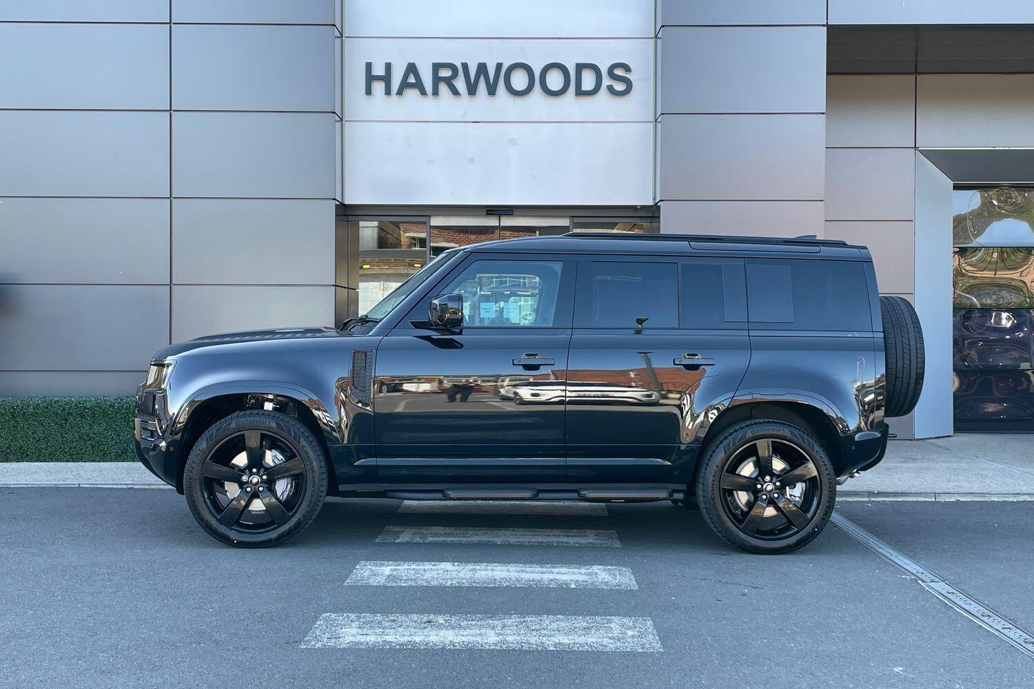 Used Land Rover Defender 2025 for sale - 76657010: Photo 12