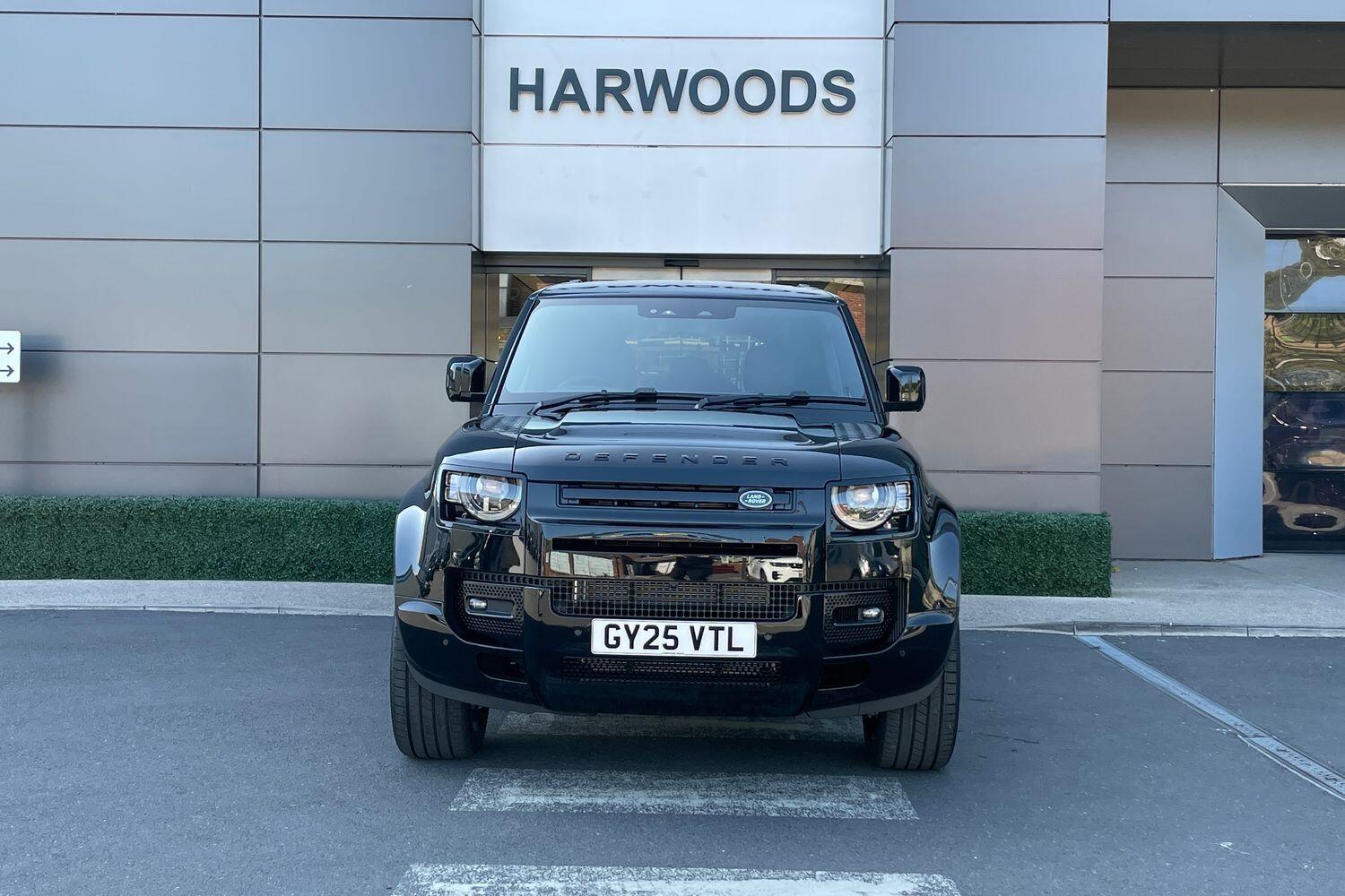 Used Land Rover Defender 2025 for sale - 76657010: Photo 17