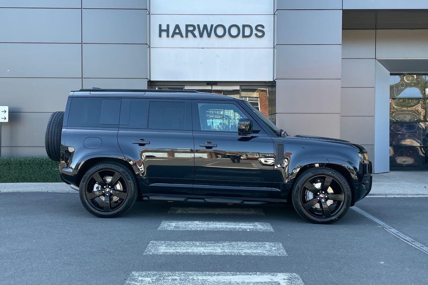 Used Land Rover Defender 2025 for sale - 76657010: Photo 2