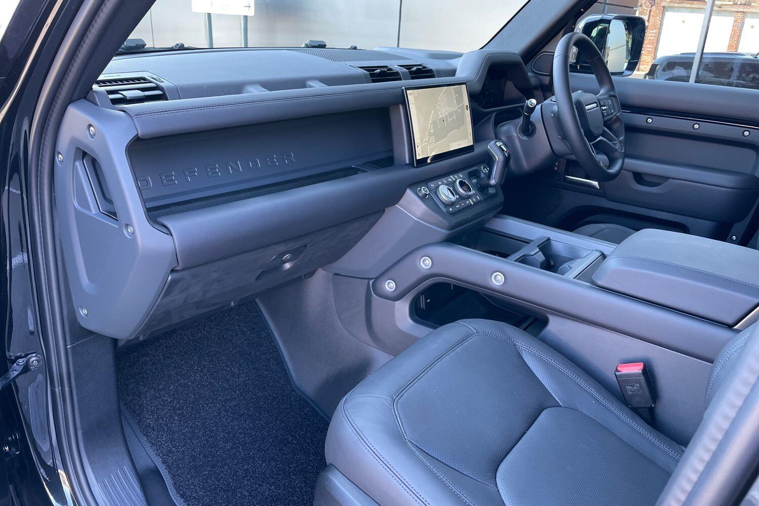 Used Land Rover Defender 2025 for sale - 76657010: Photo 40