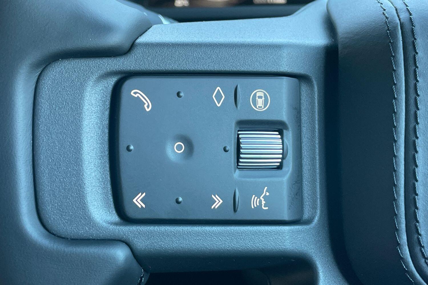 Used Land Rover Defender 2025 for sale - 76657010: Photo 49