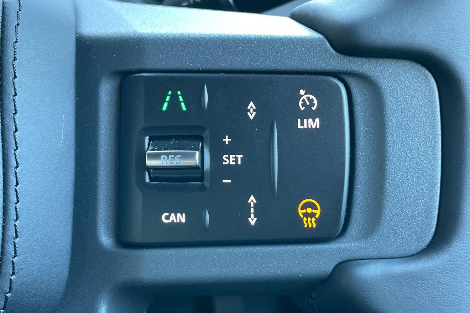 Used Land Rover Defender 2025 for sale - 76657010: Photo 50