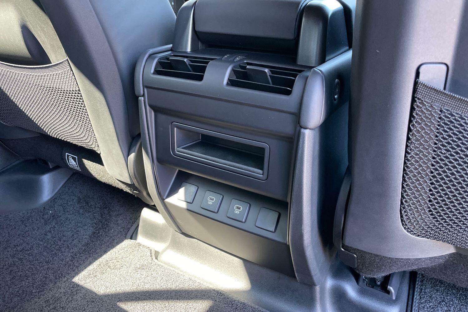 Used Land Rover Defender 2025 for sale - 76657010: Photo 59