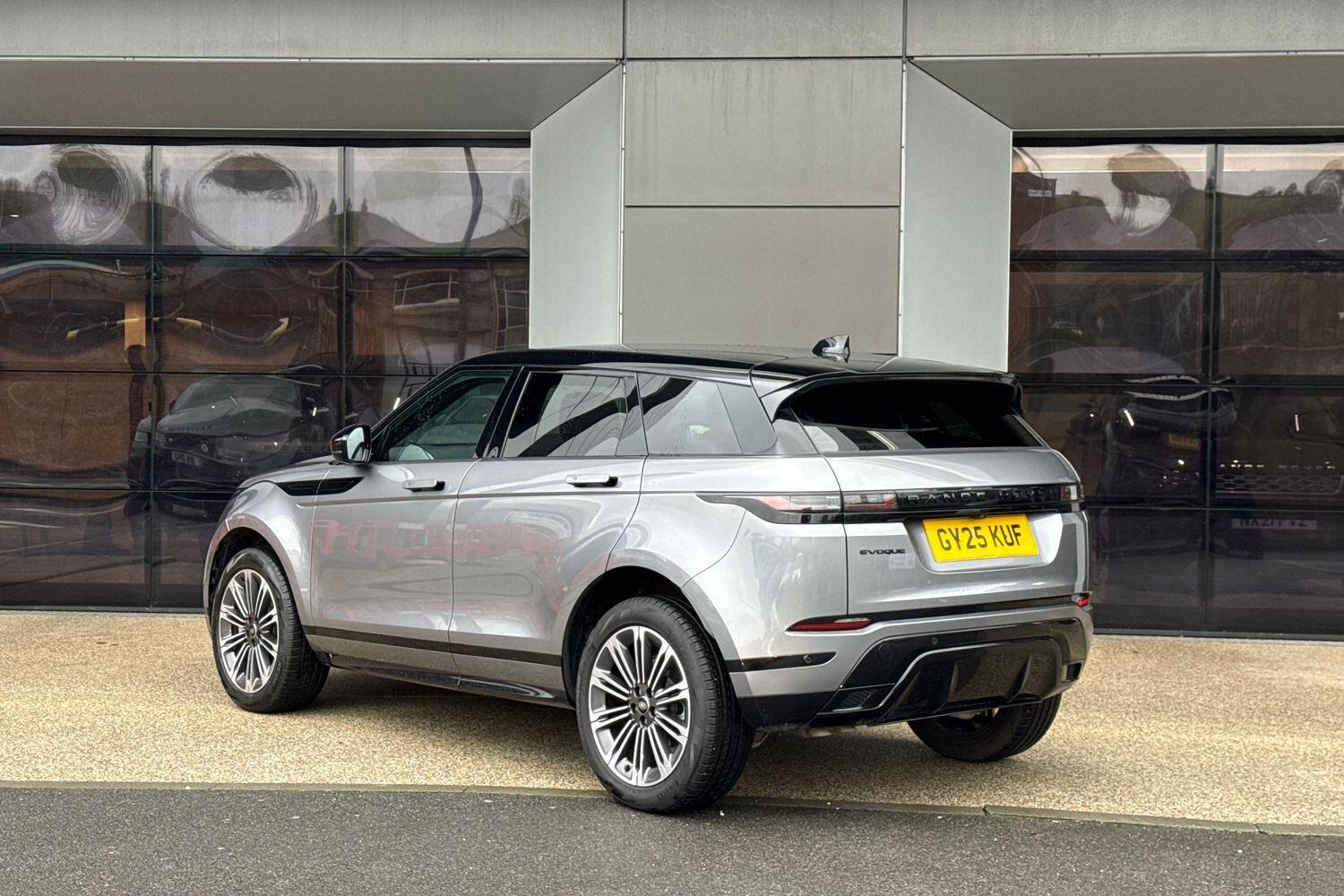 Used Land Rover Range Rover Evoque 2025 for sale - 77291836: Photo 10