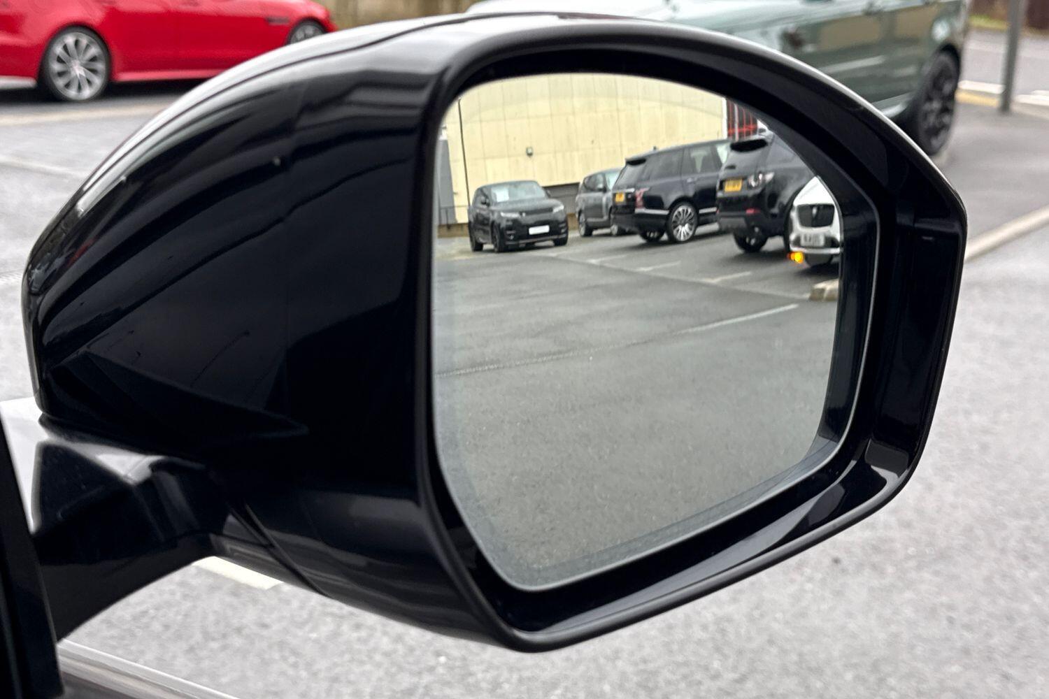 Used Land Rover Range Rover Evoque 2025 for sale - 77291836: Photo 24