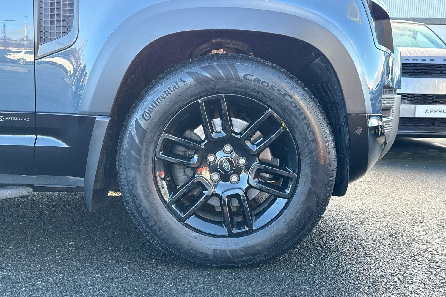 Used Land Rover Defender 2021 for sale - 77440882: Photo 16