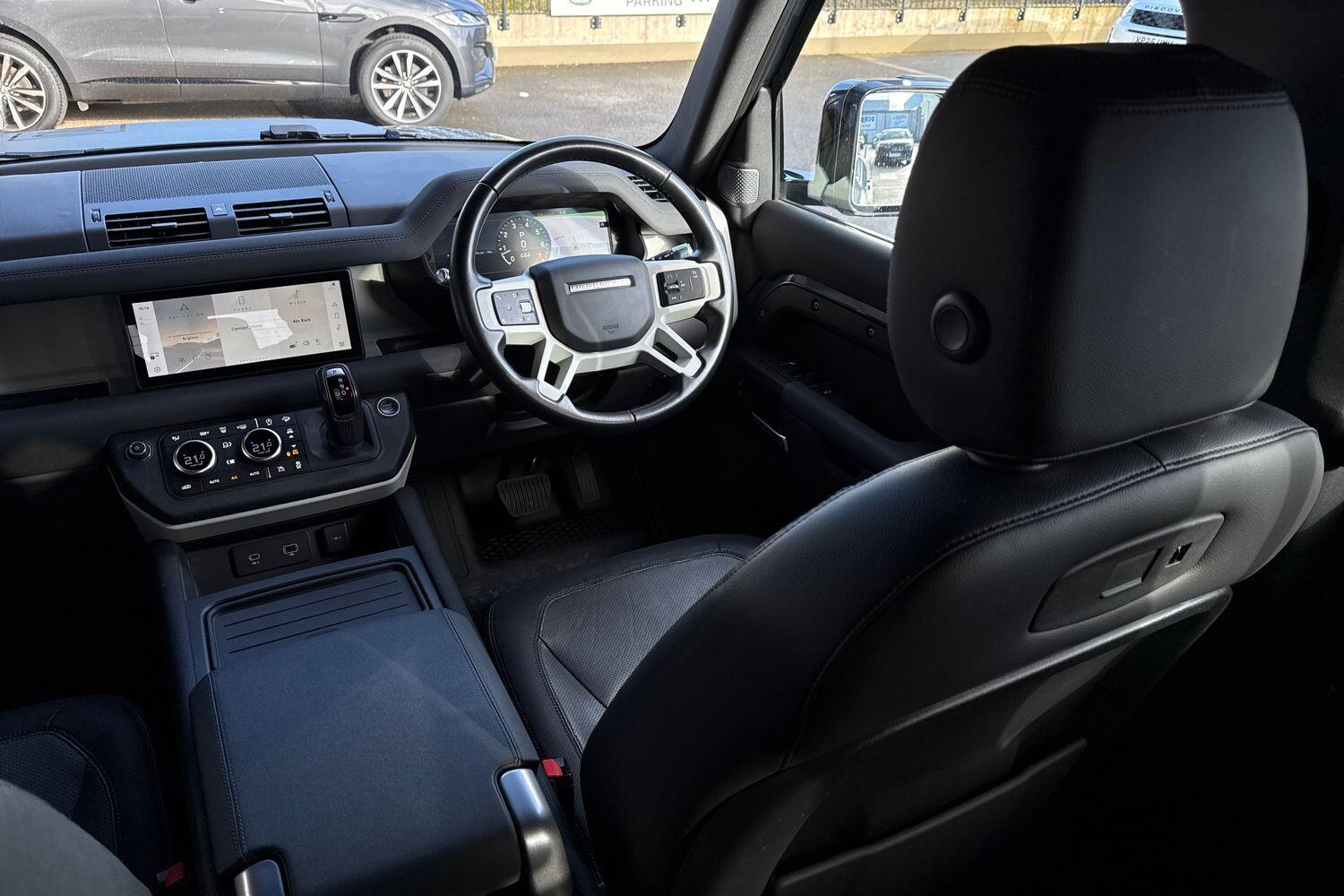 Used Land Rover Defender 2021 for sale - 77440882: Photo 41
