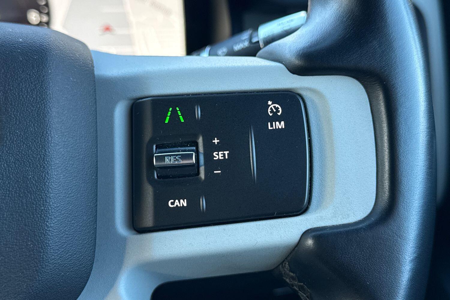 Used Land Rover Defender 2021 for sale - 77440882: Photo 47