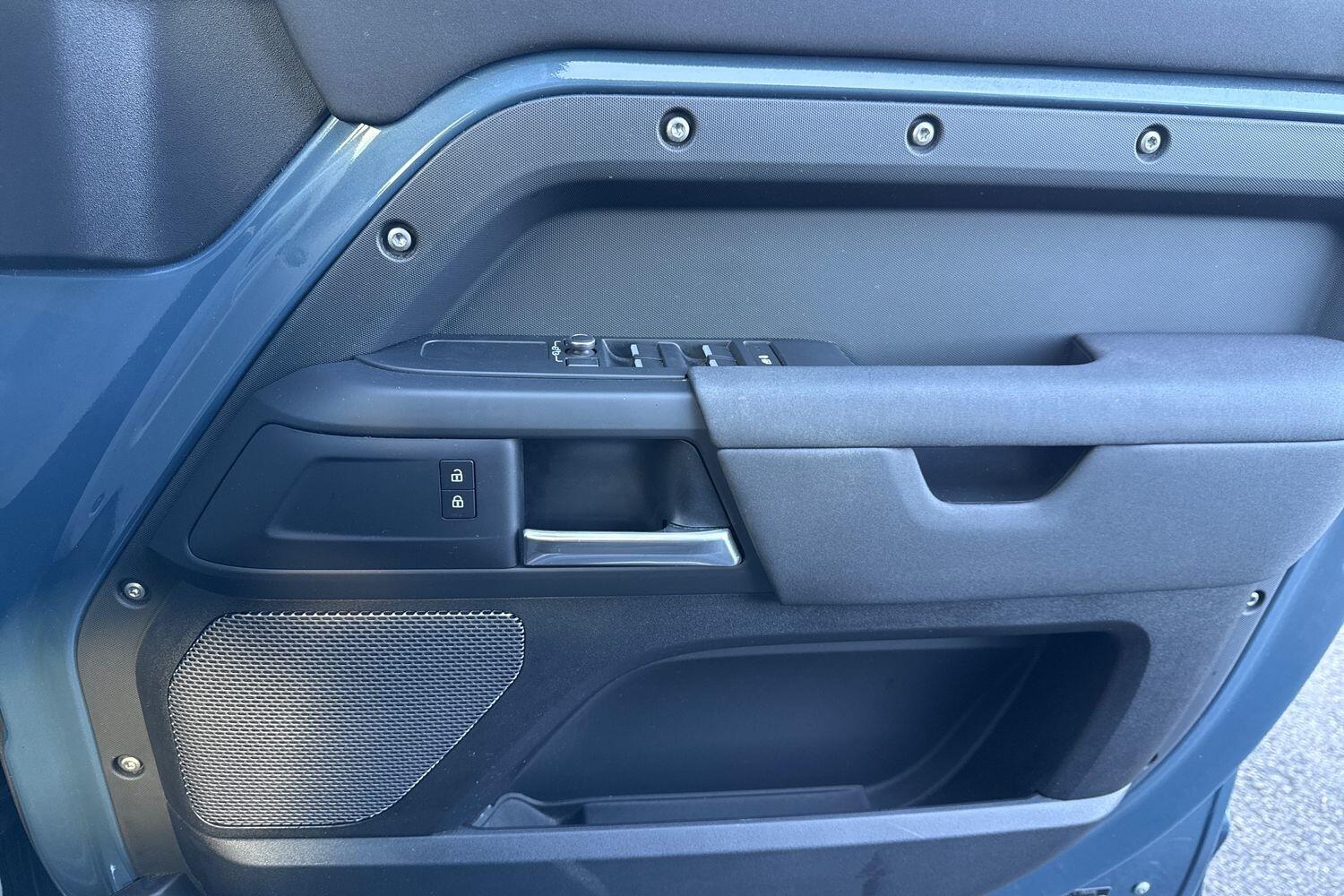 Used Land Rover Defender 2021 for sale - 77440882: Photo 48