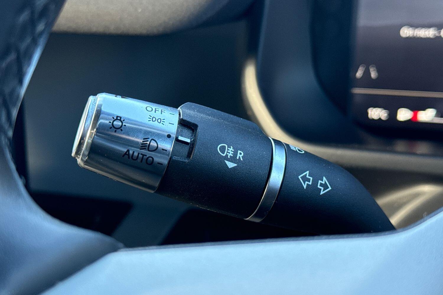 Used Land Rover Defender 2021 for sale - 77440882: Photo 60