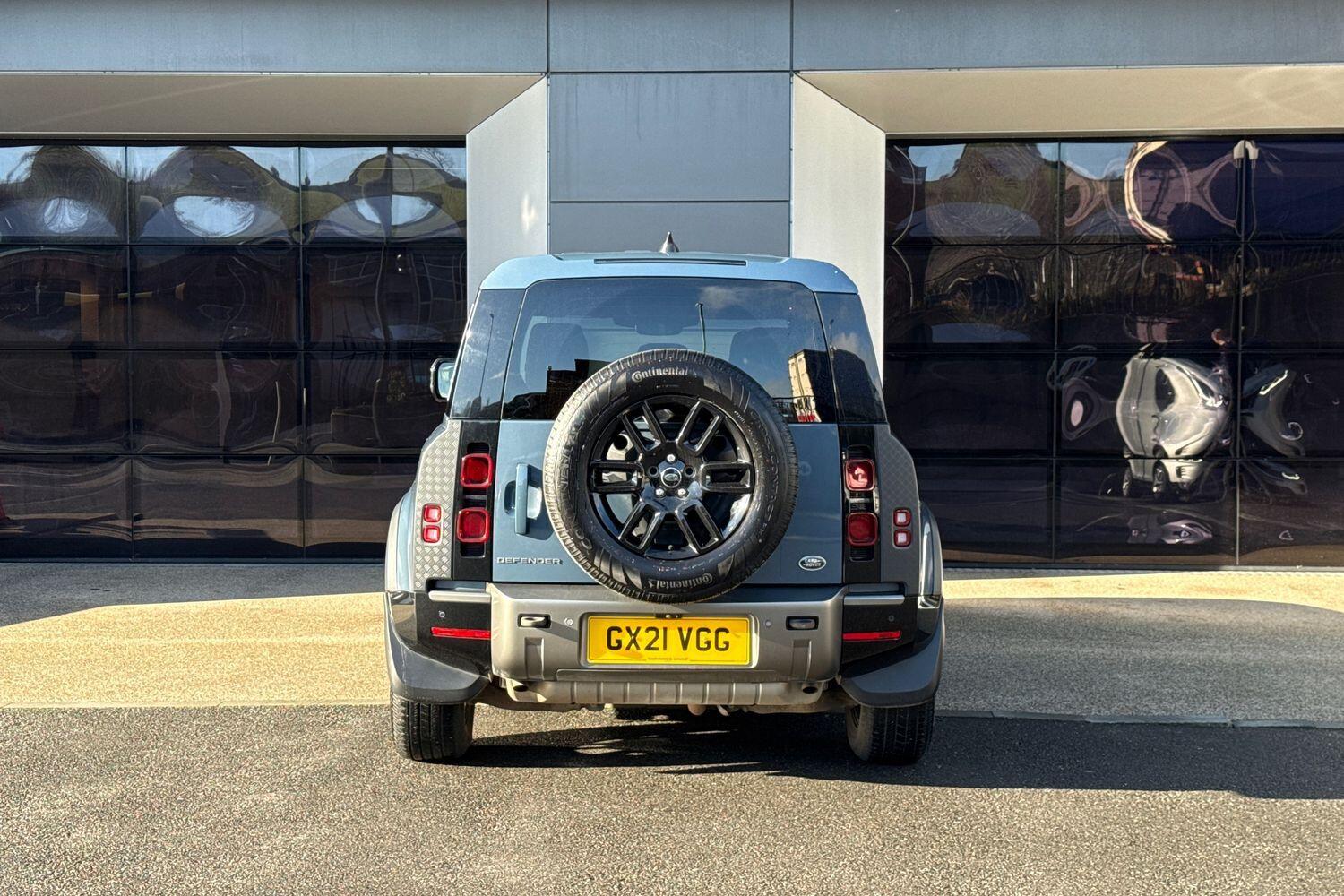 Used Land Rover Defender 2021 for sale - 77440882: Photo 8