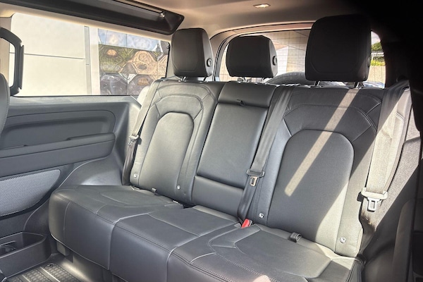Used Land Rover Defender 90 2024 for sale - 75720791: Photo 38