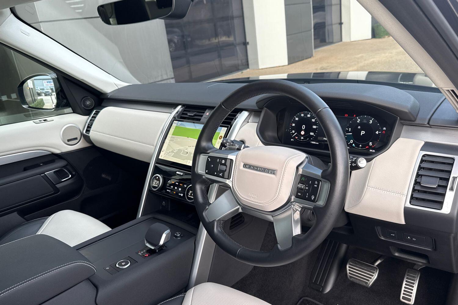 Used Land Rover Discovery 2025 for sale - 76742983: Photo 16