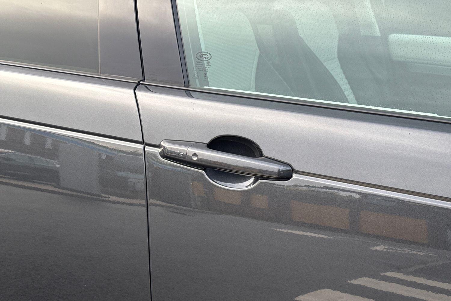 Used Land Rover Discovery 2025 for sale - 76742983: Photo 33