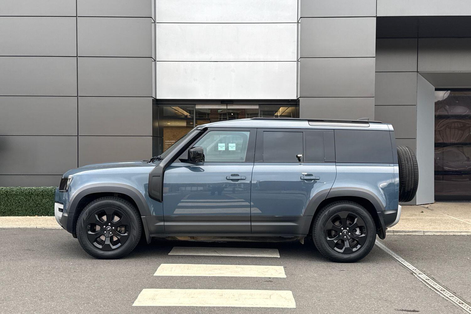 Used Land Rover Defender 110 2021 for sale - 76260284: Photo 12