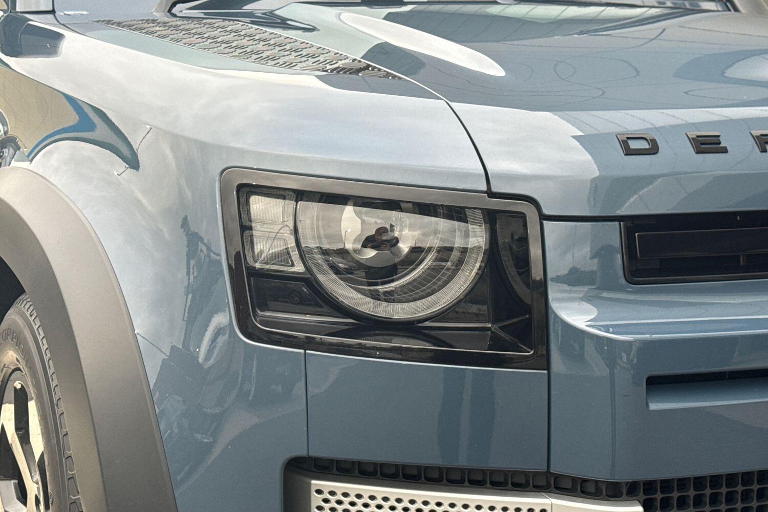 Used Land Rover Defender 110 2021 for sale - 76260284: Photo 27