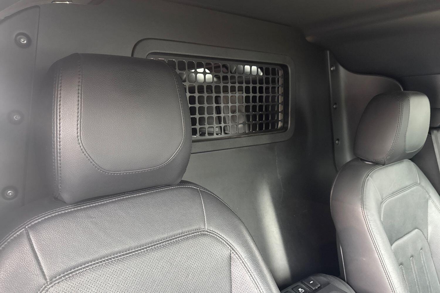 Used Land Rover Defender 110 2021 for sale - 76260284: Photo 38