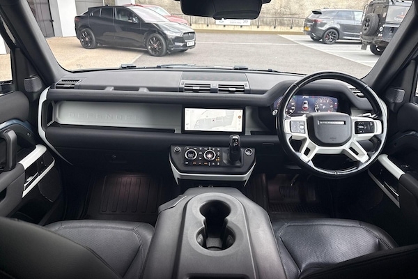 Used Land Rover Defender 110 2021 for sale - 76260284: Photo 3