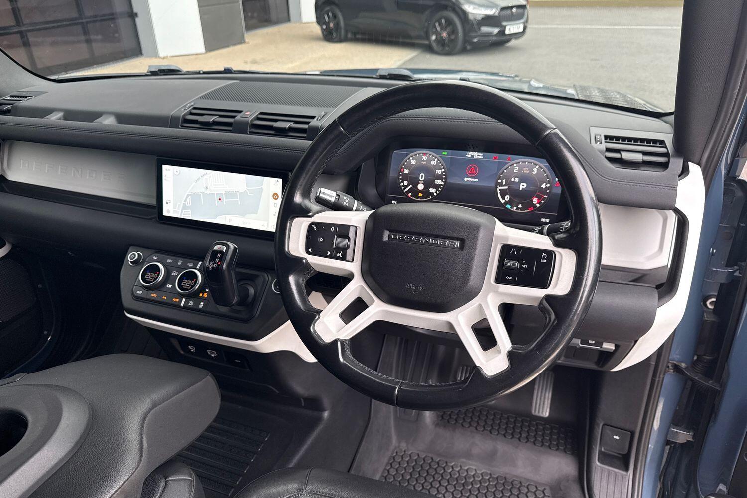 Used Land Rover Defender 110 2021 for sale - 76260284: Photo 42