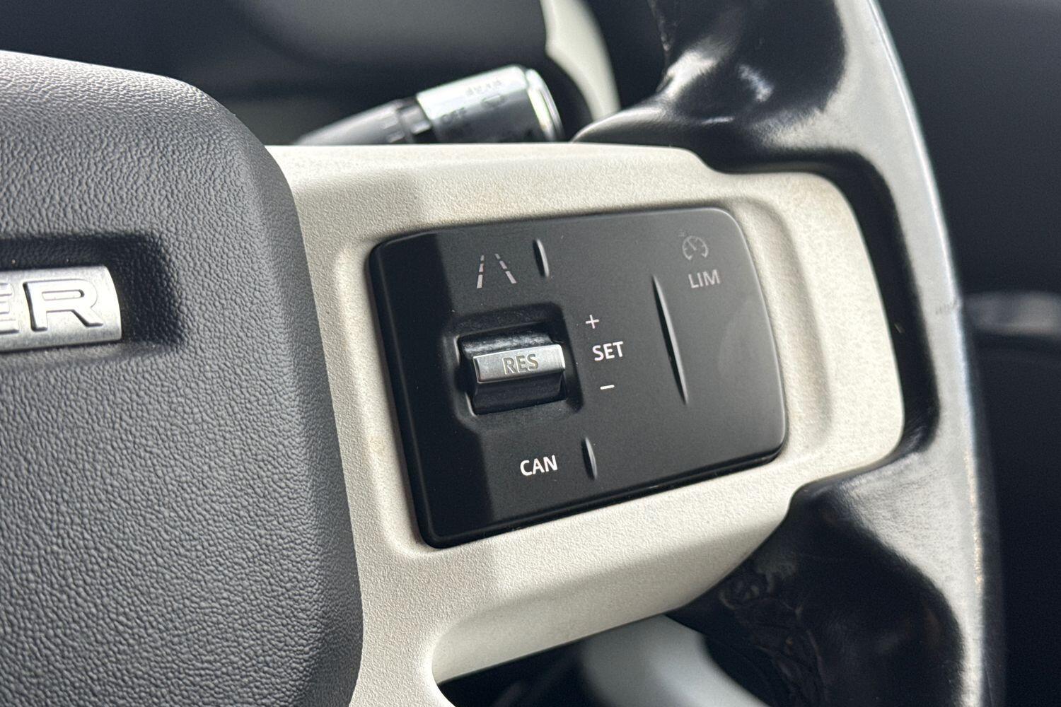 Used Land Rover Defender 110 2021 for sale - 76260284: Photo 45