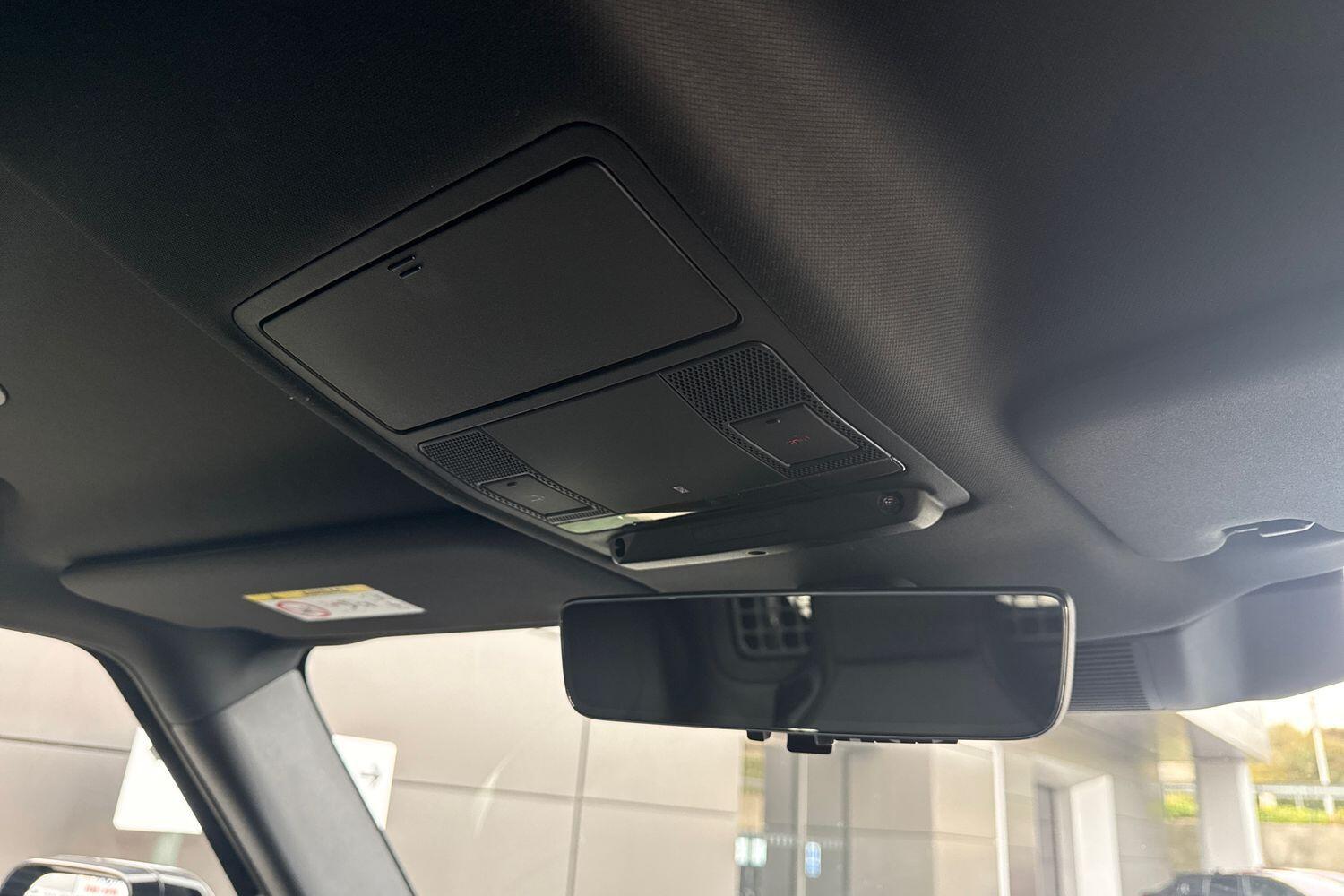 Used Land Rover Defender 110 2021 for sale - 76260284: Photo 51