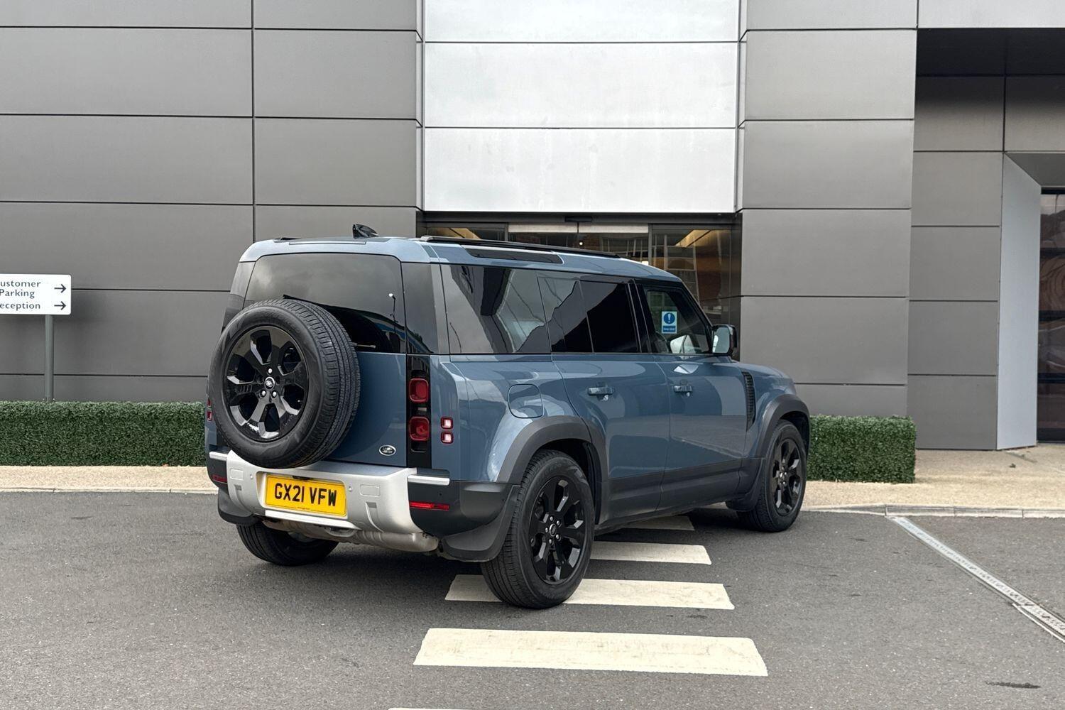 Used Land Rover Defender 110 2021 for sale - 76260284: Photo 6