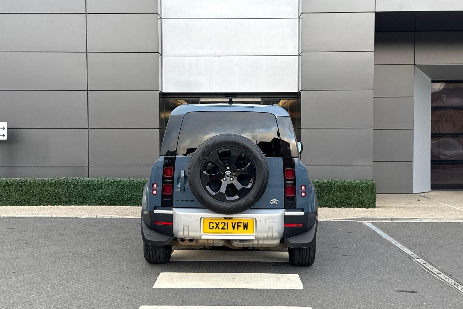 Used Land Rover Defender 110 2021 for sale - 76260284: Photo 7