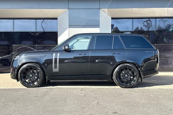 Used Land Rover Range Rover 2025 for sale - 76214111: Photo 11