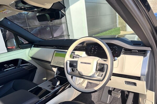 Used Land Rover Range Rover 2025 for sale - 76214111: Photo 21