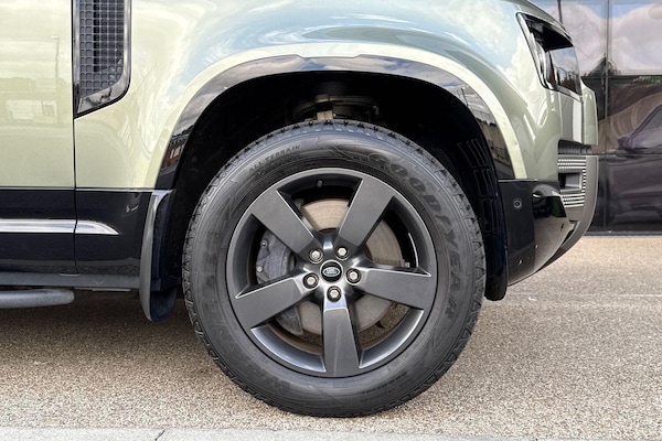 Used Land Rover Defender 110 2021 for sale - 75670768: Photo 20