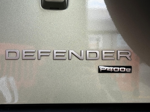 Used Land Rover Defender 110 2021 for sale - 75670768: Photo 28