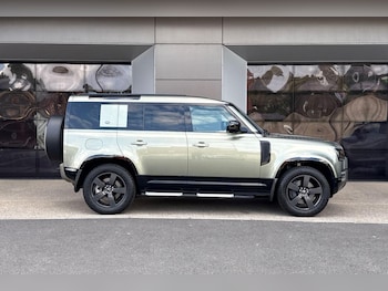 Used Land Rover Defender 110 2021 for sale - 75670768: Photo
