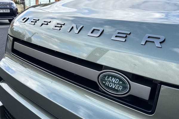 Used Land Rover Defender 110 2021 for sale - 75670768: Photo 30