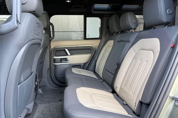 Used Land Rover Defender 110 2021 for sale - 75670768: Photo 43