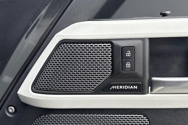 Used Land Rover Defender 90 2023 for sale - 75707836: Photo 23