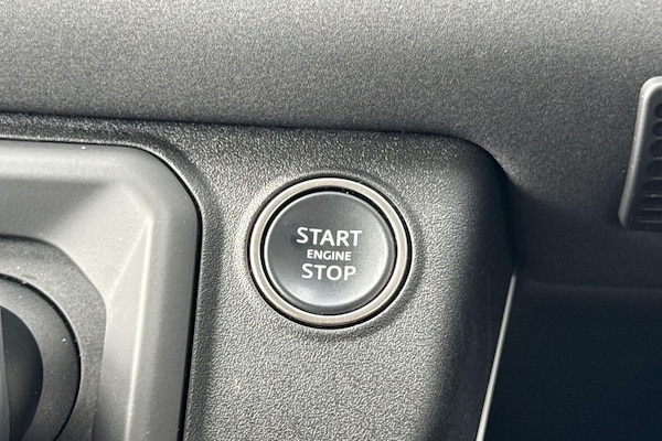 Used Land Rover Defender 90 2023 for sale - 75707836: Photo 47