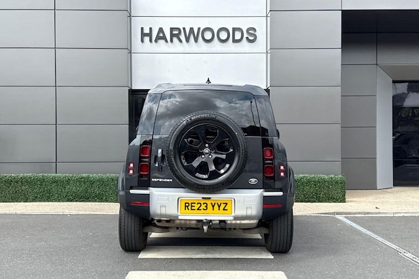 Used Land Rover Defender 90 2023 for sale - 75707836: Photo 8