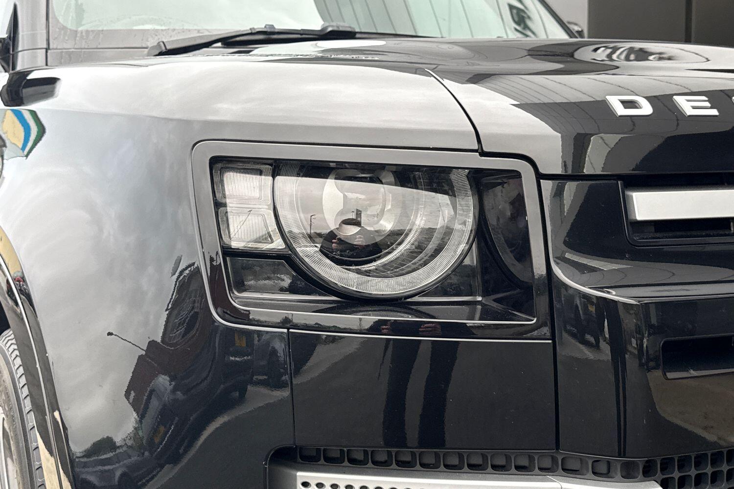 Used Land Rover Defender 2022 for sale - 76456649: Photo 30