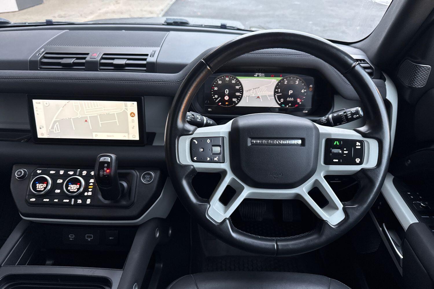 Used Land Rover Defender 2022 for sale - 76456649: Photo 31