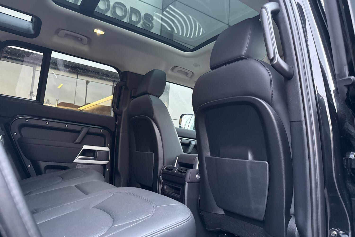 Used Land Rover Defender 2022 for sale - 76456649: Photo 41