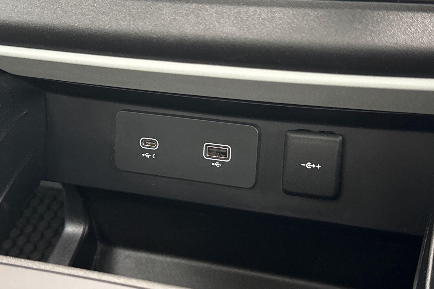 Used Land Rover Defender 2022 for sale - 76456649: Photo 49